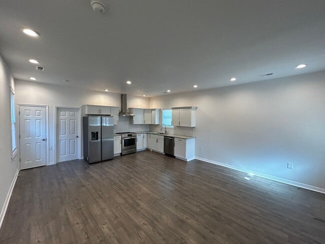 Photo - 1404 Miller Ave