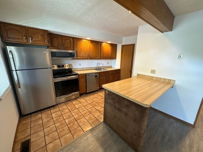Photo - 1726 Summit St Unit 1726