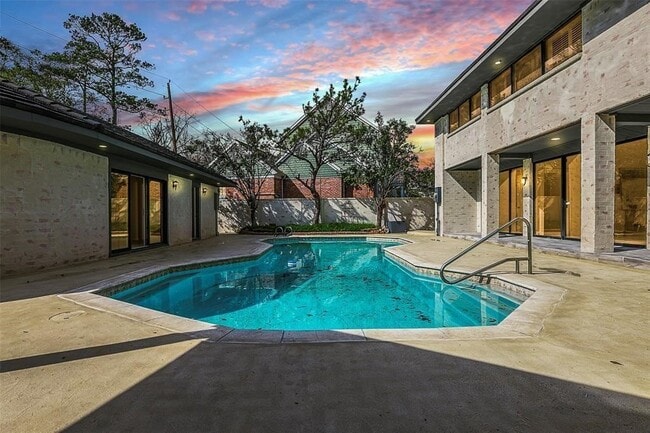 5614 Indian Cir