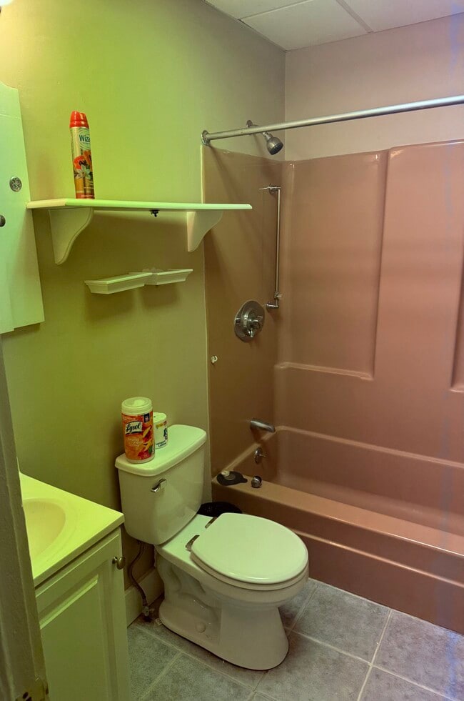 Photo - 16 Harrington Rd Unit 2