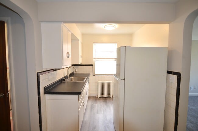 Photo - 6615 Bantry Ave Unit 5