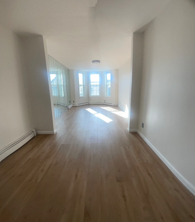 120 Beach St Unidad Floor2
