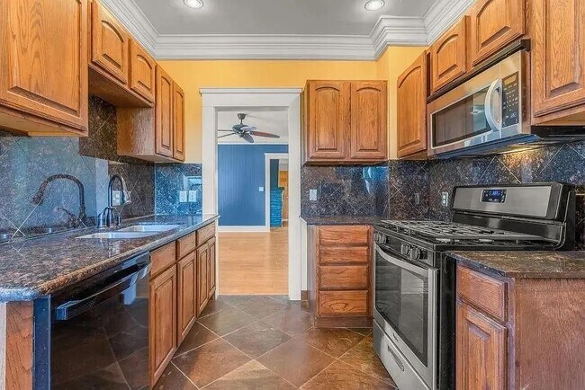 Photo - 1230 NW 28th St