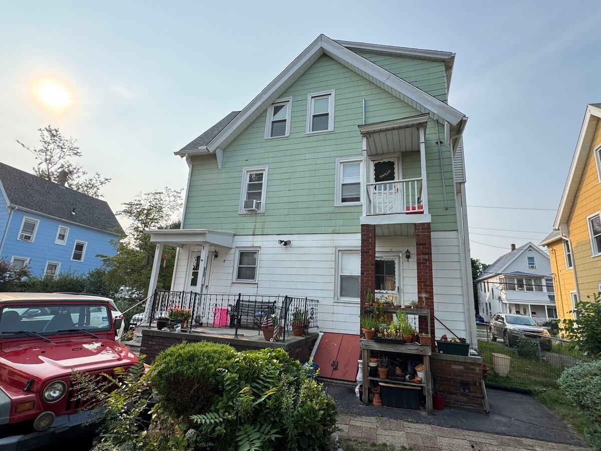 Photo - 178 Lamson St