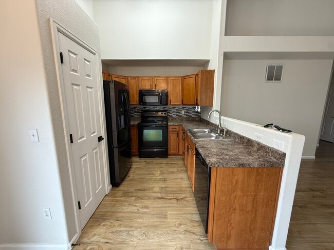 Photo - 7672 Fiona Ln