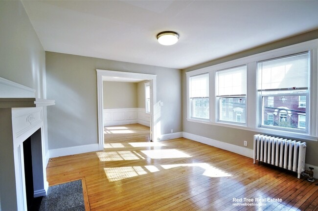 Photo - 47 Leamington Rd