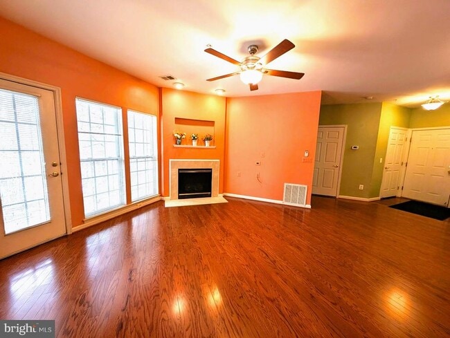 Photo - 6214 Westchester Park Dr Unit 402 F