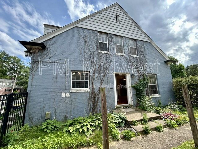 Photo - 5663 N Illinois St