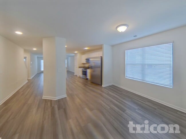 14 Chalet Ct