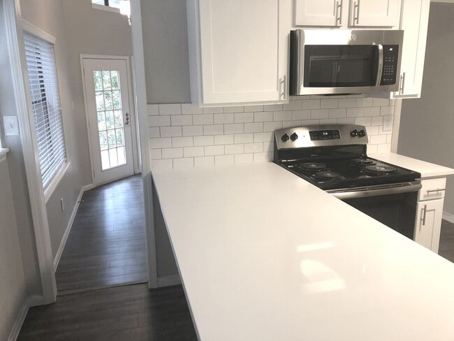 Photo - Bright & Spacious Townhome in Desirable Great Hills