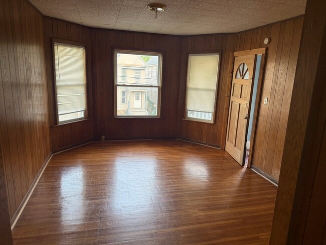 Photo - 1148 St Vincent St Unit 2