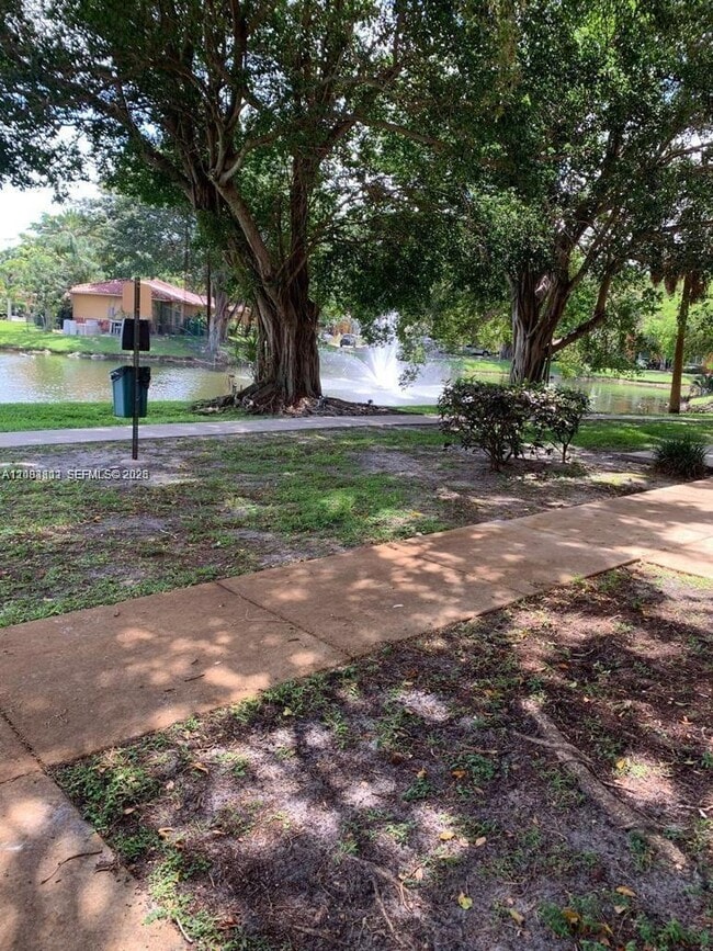 Building Photo - 10765 Cleary Blvd Unit 203