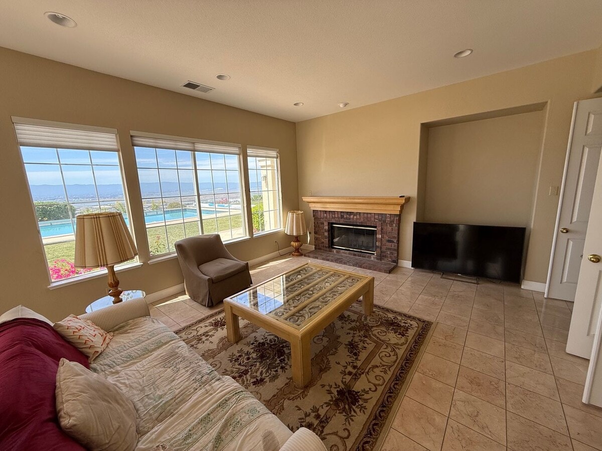 Photo - Avalon Heights Fremont 5 bed/4.5 bath, Gated Community, Top Tier Schools Pool, and 180-degree pan...