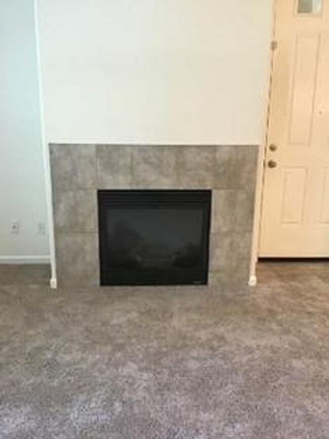 8180 Crystal Walk Cir