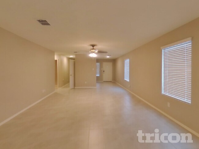 Photo - 6529 Middlebury Dr