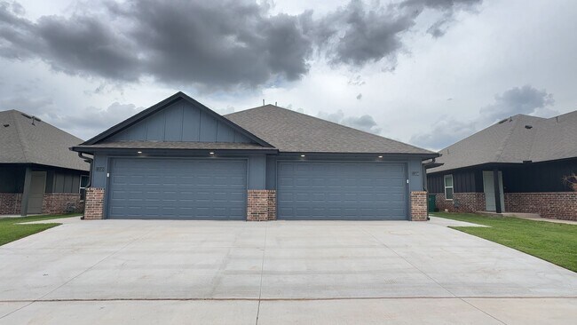 Photo - Welcome to Brand New Masonwood featuring this 3 Bedroom 2 Bath 2 Car Garage Duplex in a Great loc...