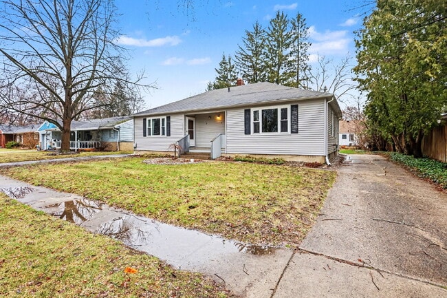 Photo - 1 Bedroom Rental Duplex in Midland- $1000/month