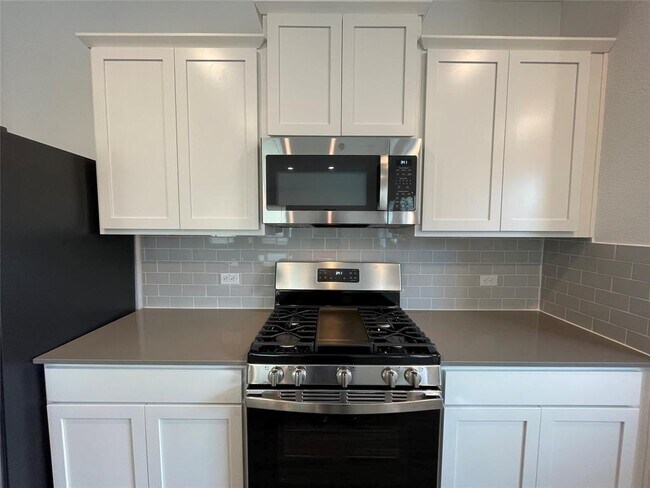 Photo - 10717 Steinbeck Dr