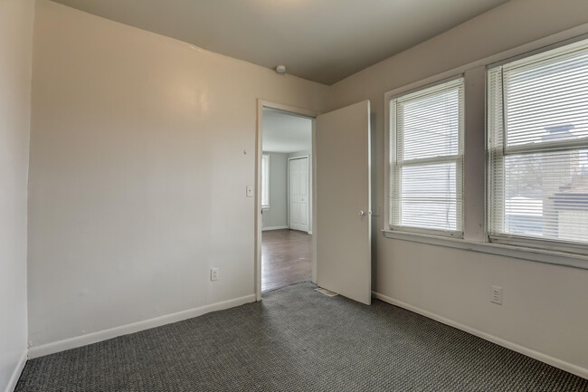 Photo - 18635 Meier St