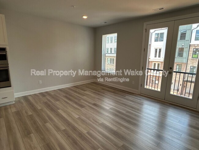 Photo - 1235 Shaw View Aly Unit 201