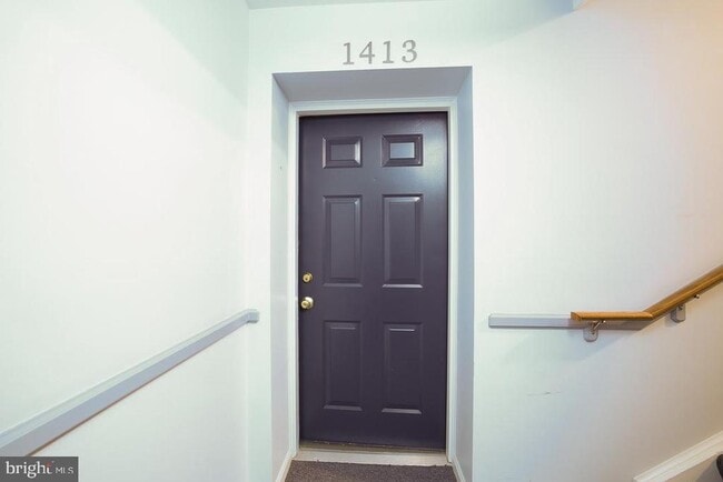 Building Photo - 1413 Oronoco St Unit 1413
