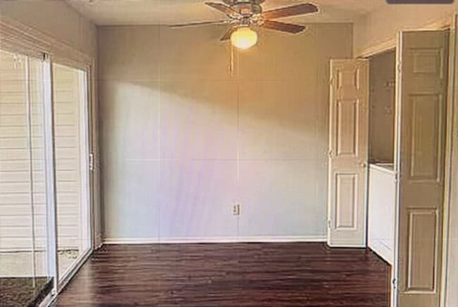 Photo - 2 Bedroom, 2.5 Bath, 2 Car Garage Townhouse!
