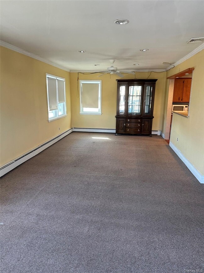 Photo - 401 W Walnut St Unit UPPER