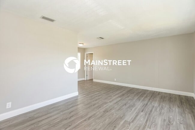 4 Bedroom Pet-Friendly Home in Lauderhill, FL with Main Street Renewal