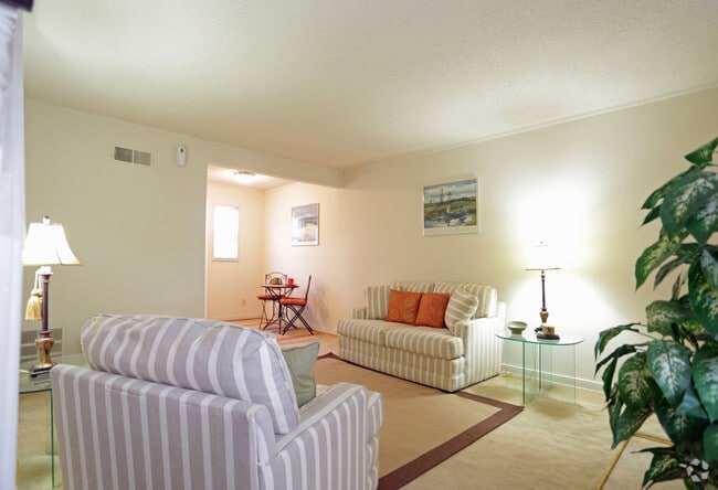 Hilliard Road Apartments