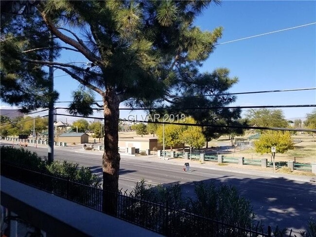 Photo - Very Nice 2bd/2ba Condo!! Gated Friendly C...