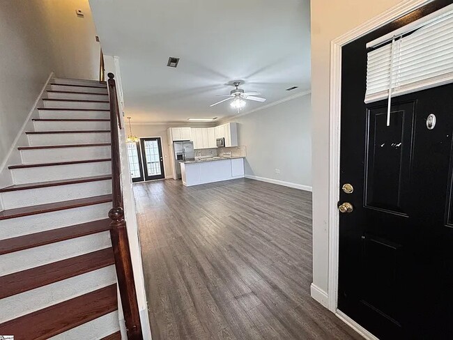 Photo - 58 Ridgestone Cir