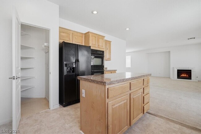 Photo - 8235 Coyado St