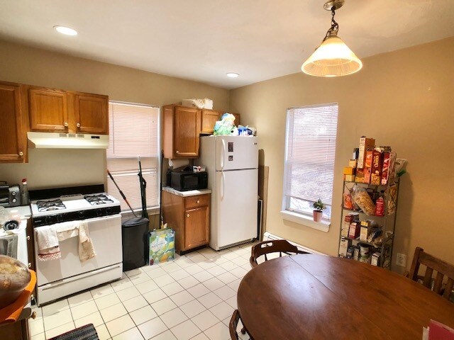 Photo - 135 Marcella St Unit 2