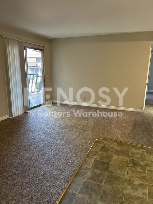 5026 River Glen Dr