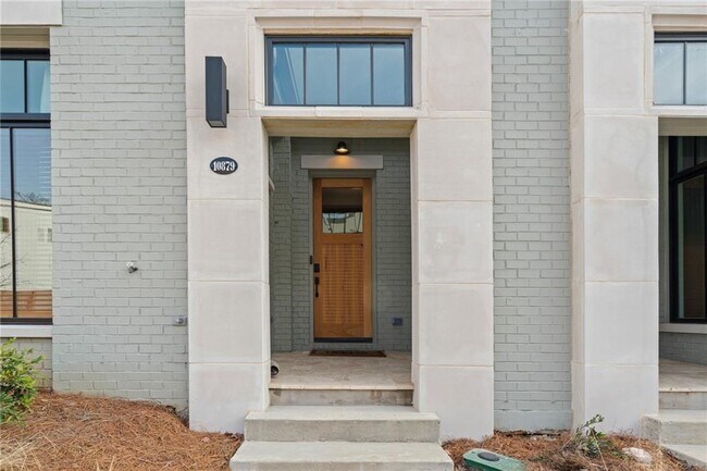 Photo - 10879 Serenbe Ln