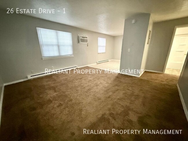 Building Photo - 26 Estate Dr Unit 1