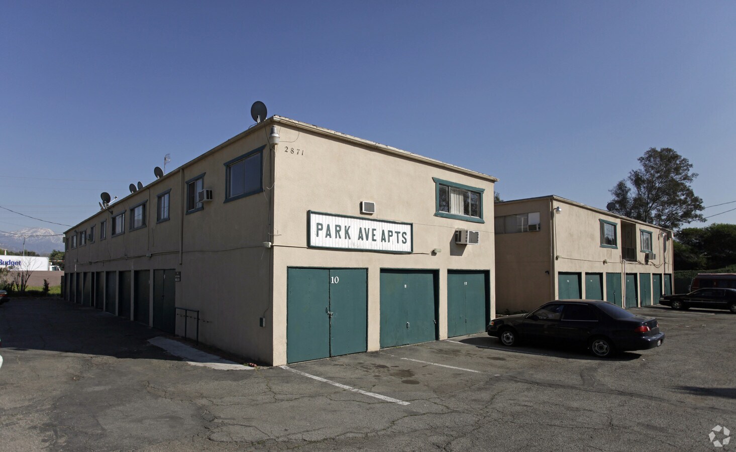 Primary Photo - Park Avenue Apartments