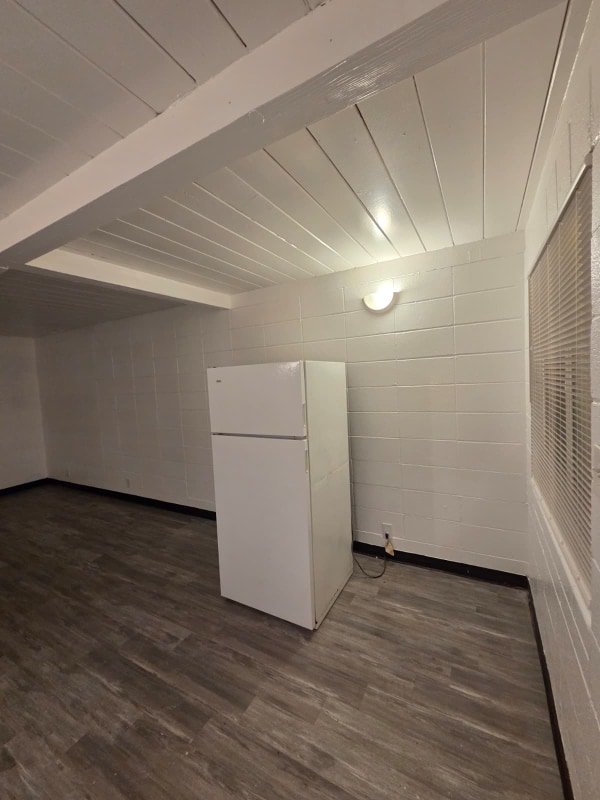 Photo - 11 E San Joaquin St