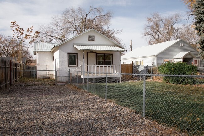 Building Photo - 717 NW 2nd St