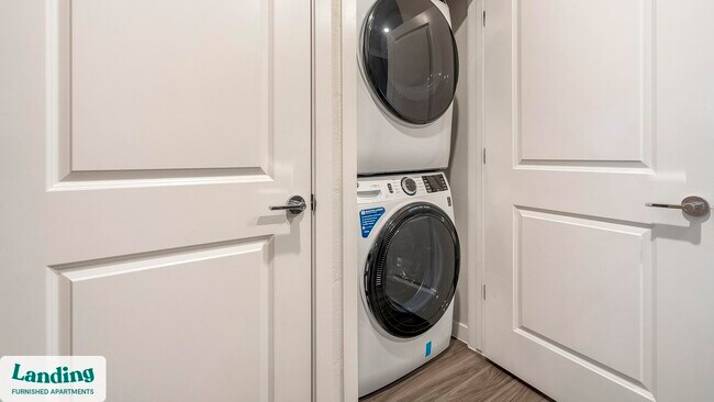 Photo - 14015 Univ Pass Unidad 3420