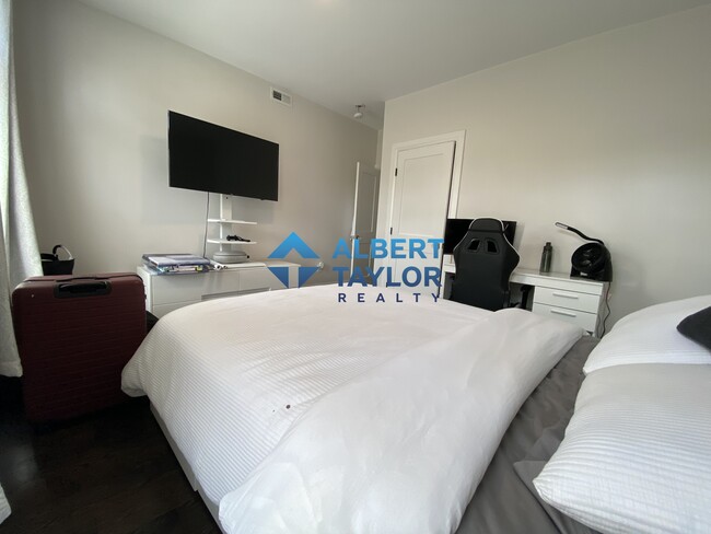 Photo - 9 Strathmore Rd Unit 3