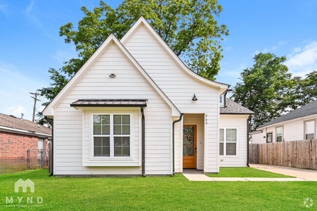 Building Photo - 964 Faxon Ave Rental