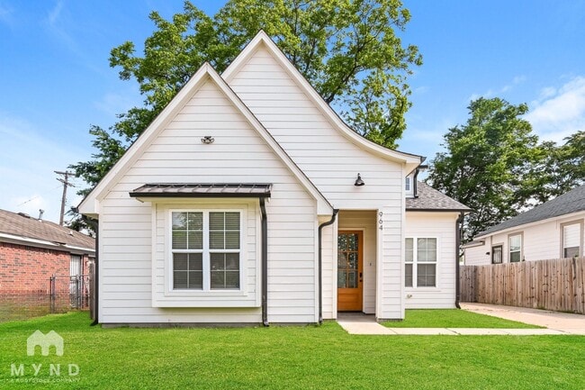Photo - 964 Faxon Ave House