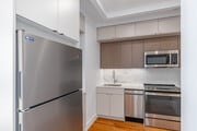 2BR, 1BR - 605SF - Kitchen