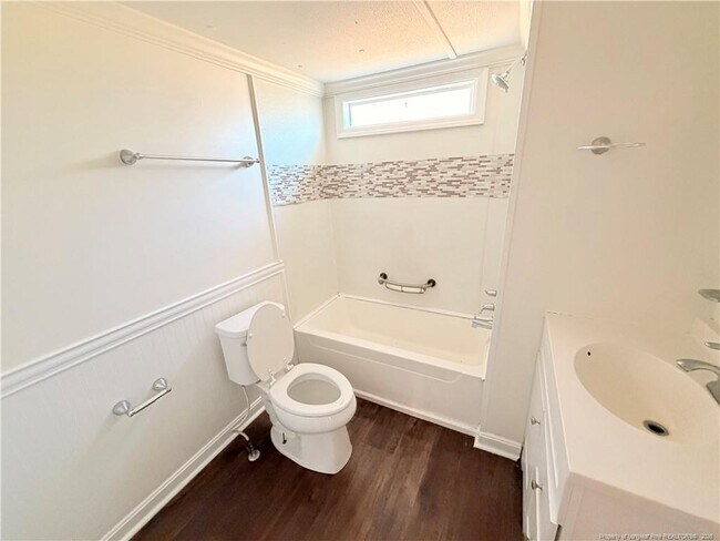 Photo - 205 St Matthews Church Rd