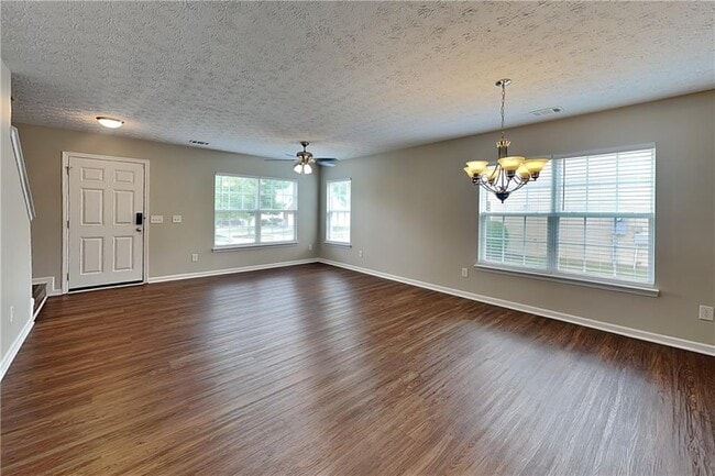 Photo - 2068 White Top Rd SE