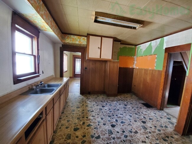 Photo - 824 S 6th St