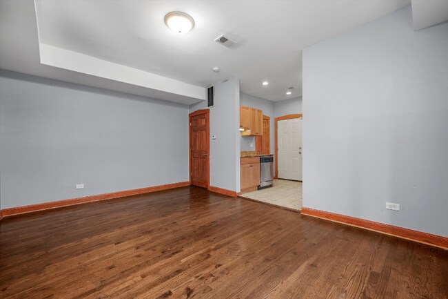 4538 W Jackson Blvd Unidad 2