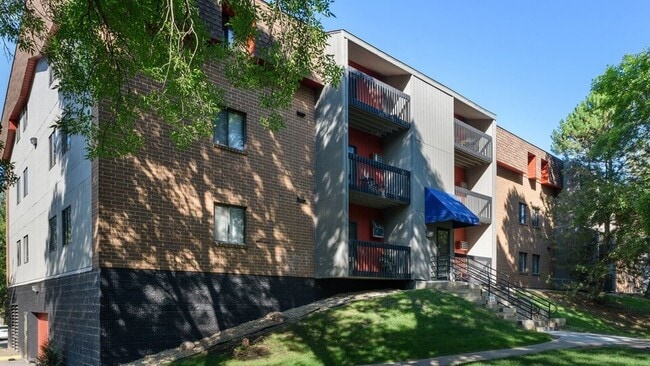 Photo - ReNew at Neill Lake Apartamentos