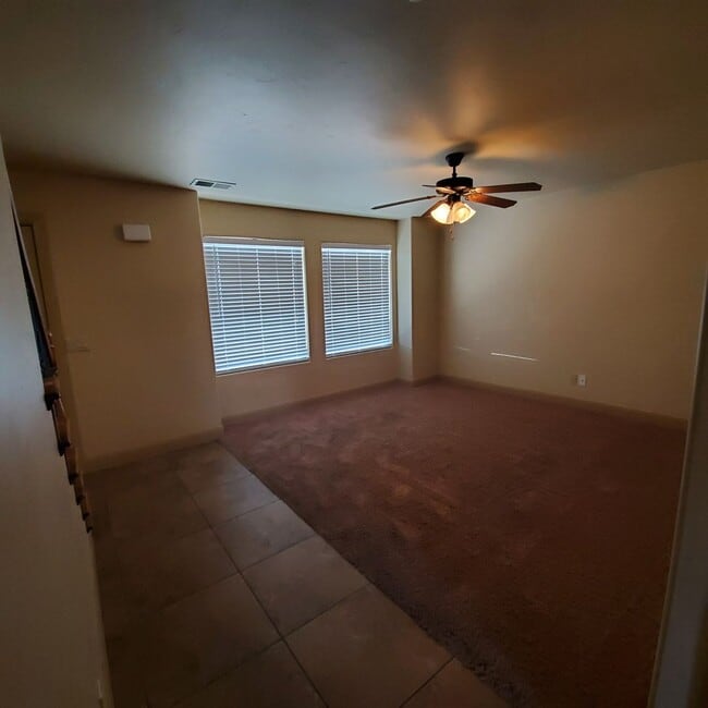Photo - 920 S 25 E